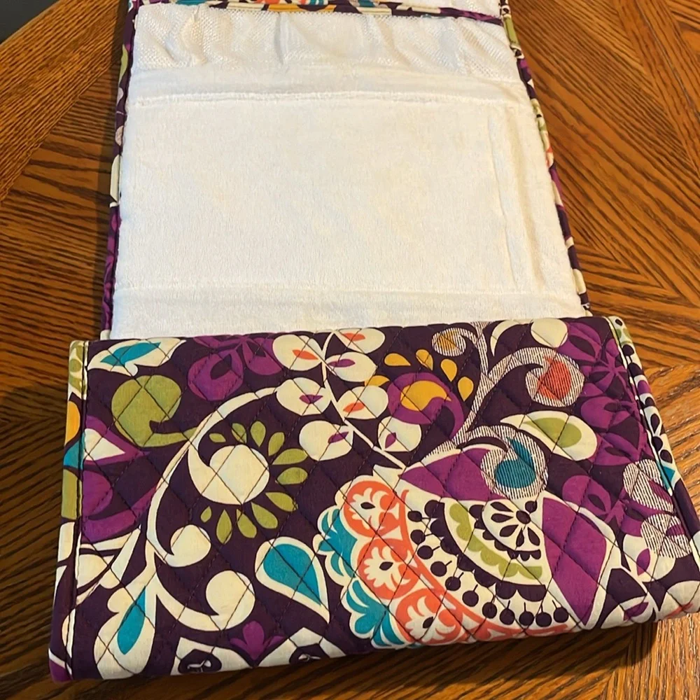 Vera Bradley changing pad-retired pattern plum crazy NWOT, never used
